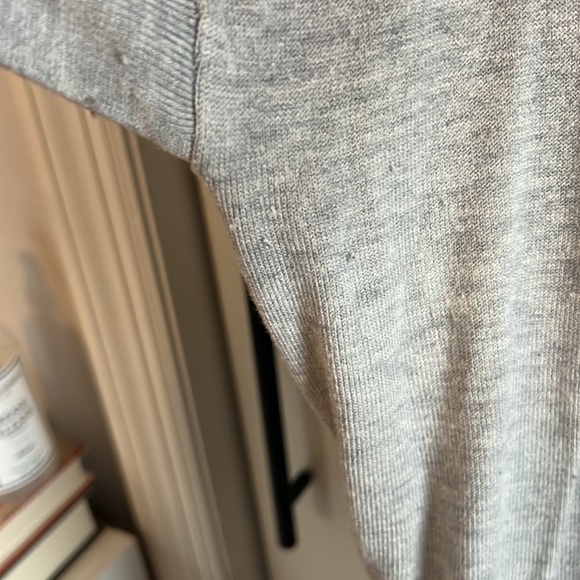 EUC a new day Longline Gray Sweater size small - Picture 4 of 4